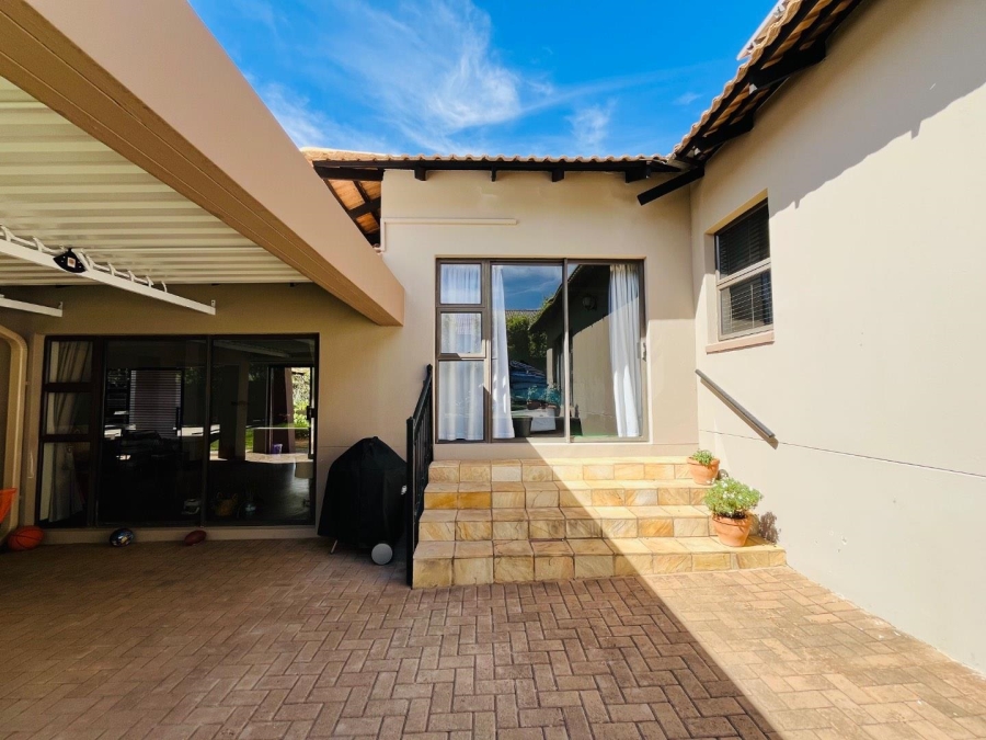 4 Bedroom Property for Sale in Woodland Hills Free State